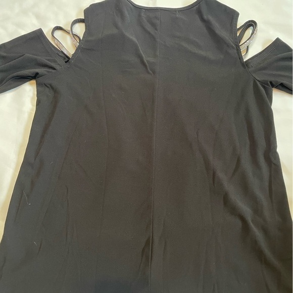 Love Scarlett size small open shoulder black blouse - Picture 4 of 8